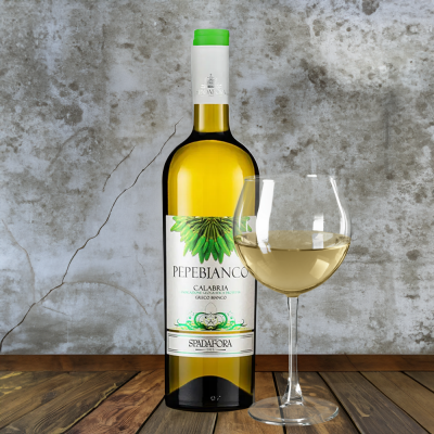 Spadafora Pepebianco Calabria 0,75l (pepebianco_1.png)