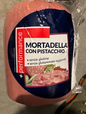 Mortadella con Pistacchio (mortadella.jpeg)